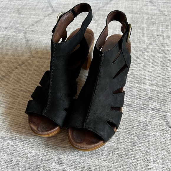 Dansko Black Leather Women's Demetra Slingback Sandals Size 39 - Picture 2 of 12